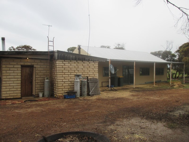 201 Walsh Road, Gnowangerup WA 6335