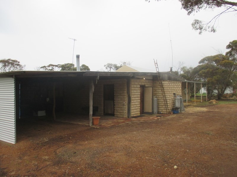 201 Walsh Road, Gnowangerup WA 6335