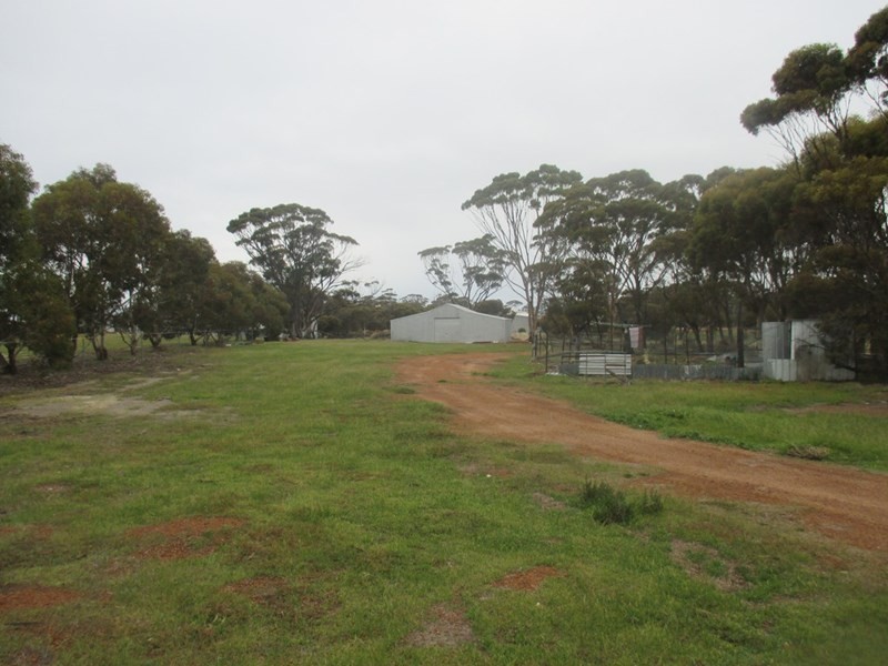 201 Walsh Road, Gnowangerup WA 6335
