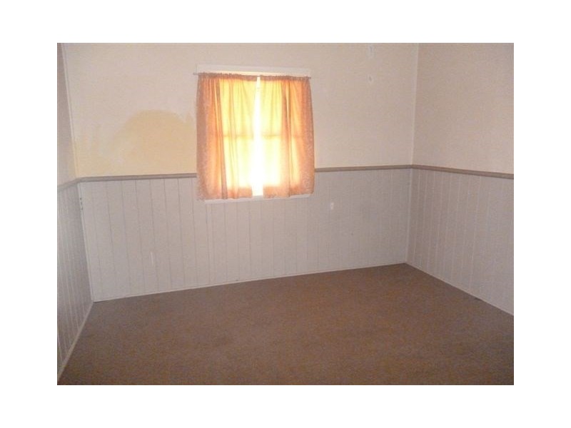 2 Blantyre Street, Katanning WA 6317