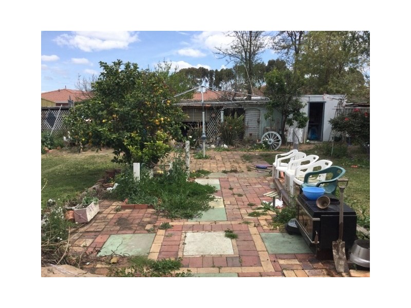 12 Rogers Avenue, Katanning WA 6317