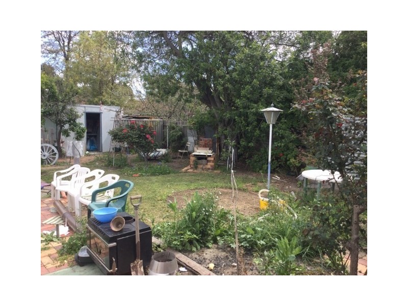 12 Rogers Avenue, Katanning WA 6317