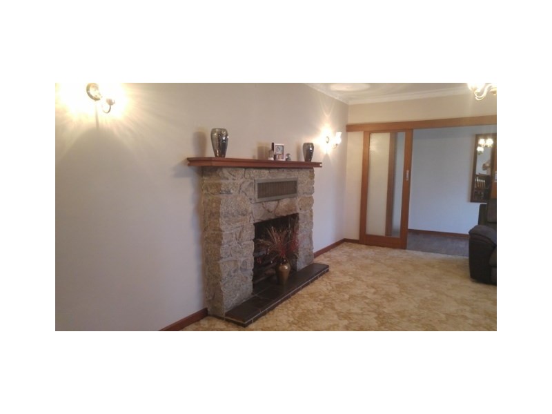 11 Clive Street, Katanning WA 6317