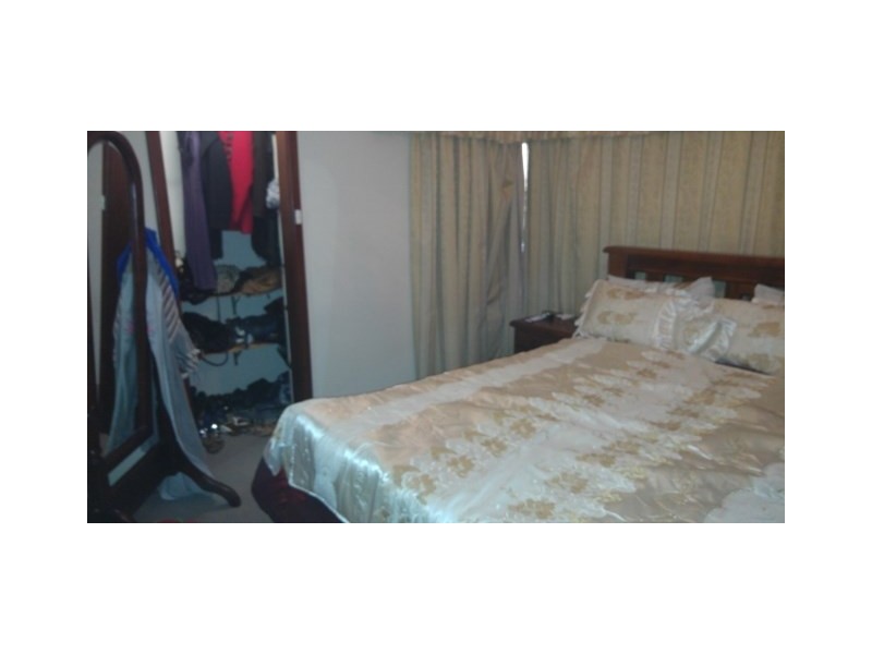 11 Clive Street, Katanning WA 6317