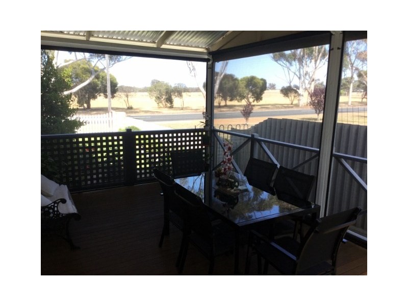 9 Moojebing Road, Katanning WA 6317