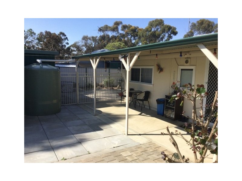 9 Moojebing Road, Katanning WA 6317