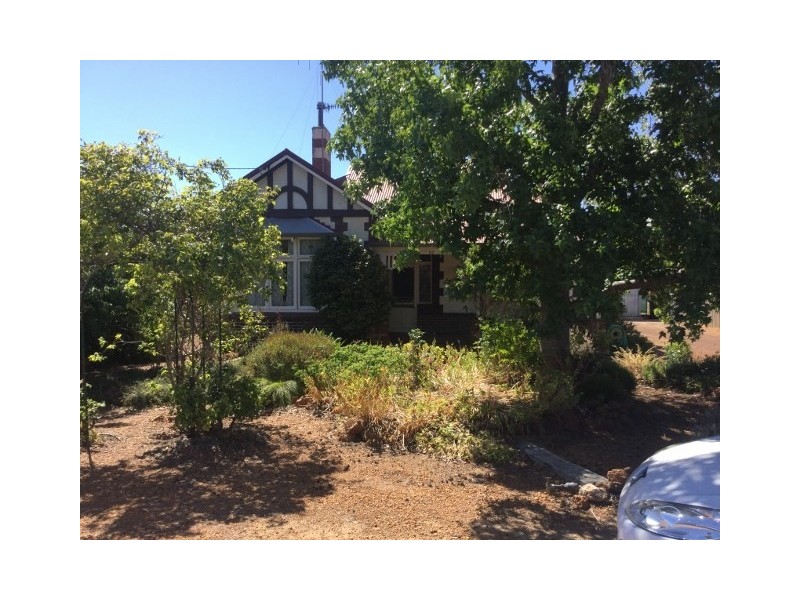 68 Avon Street, Katanning WA 6317