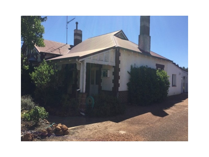 68 Avon Street, Katanning WA 6317