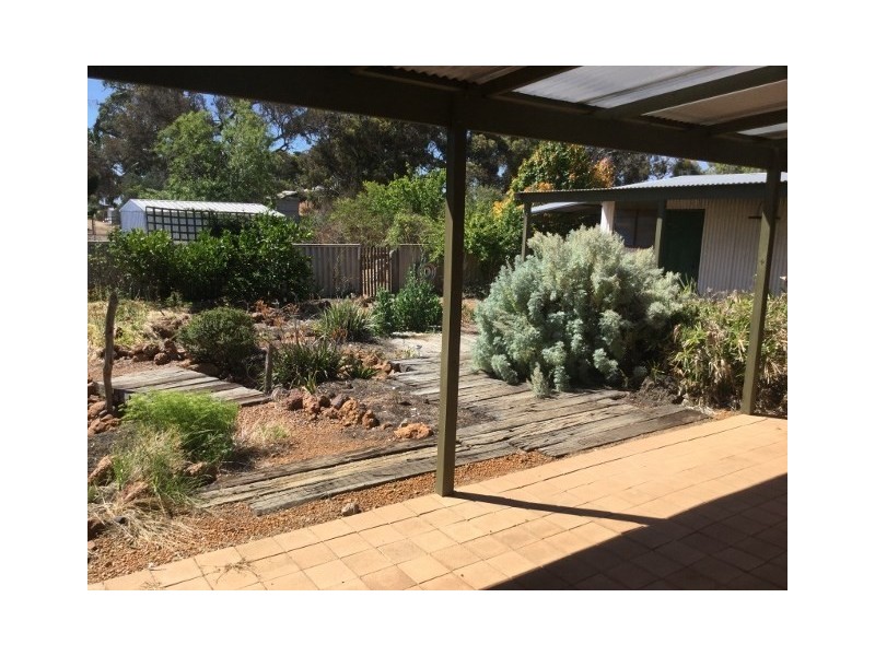 68 Avon Street, Katanning WA 6317