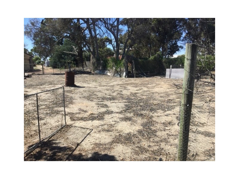 68 Avon Street, Katanning WA 6317