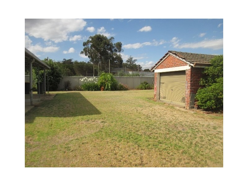 83 Albany Highway, Kojonup WA 6395