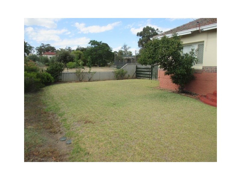 83 Albany Highway, Kojonup WA 6395