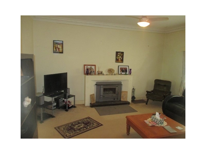 48 Adam Street, Katanning WA 6317