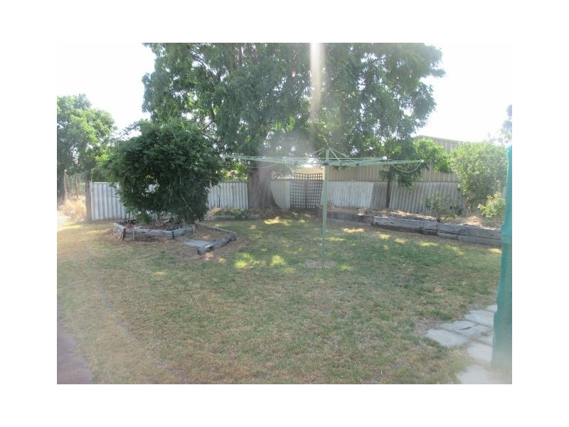 48 Adam Street, Katanning WA 6317