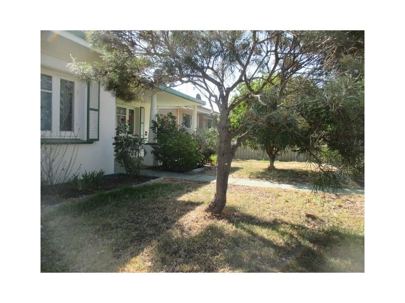 48 Adam Street, Katanning WA 6317