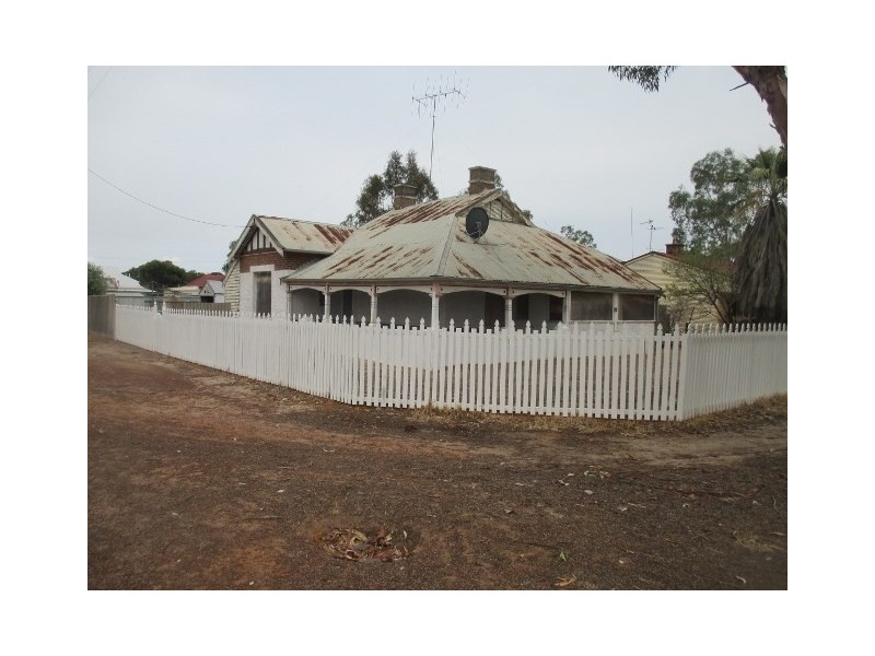 127 Conroy Street, Katanning WA 6317