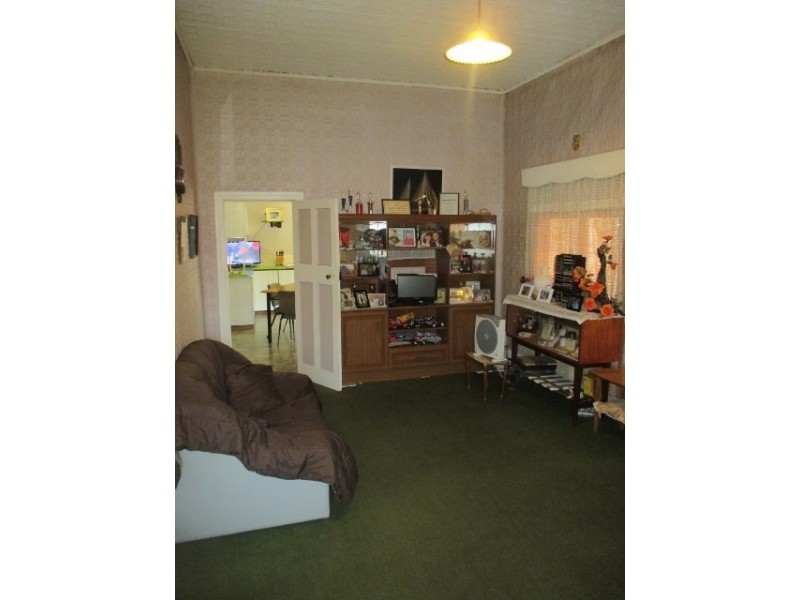 41 Barker Street, Katanning WA 6317