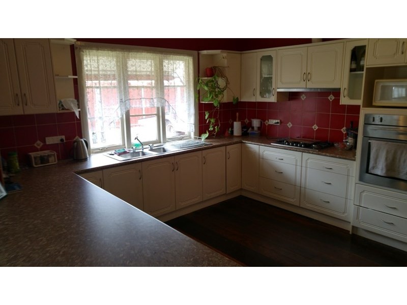 6 Annie Street, Katanning WA 6317