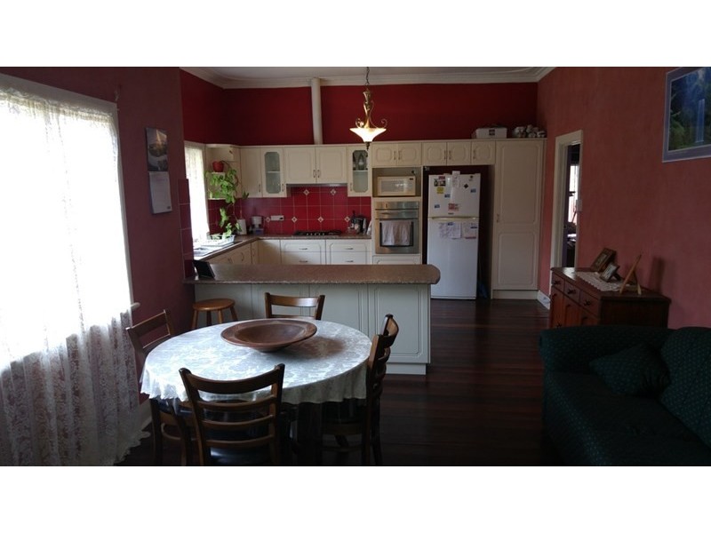 6 Annie Street, Katanning WA 6317