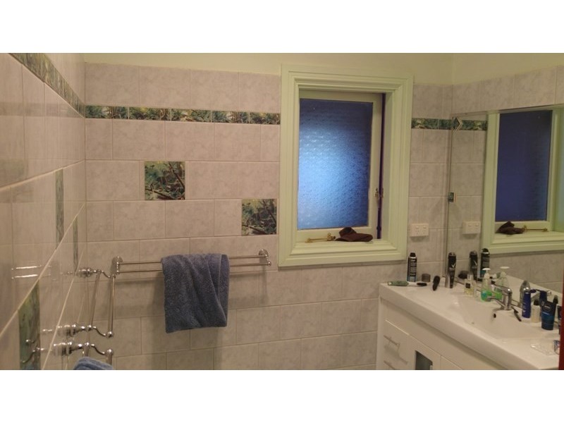 6 Annie Street, Katanning WA 6317