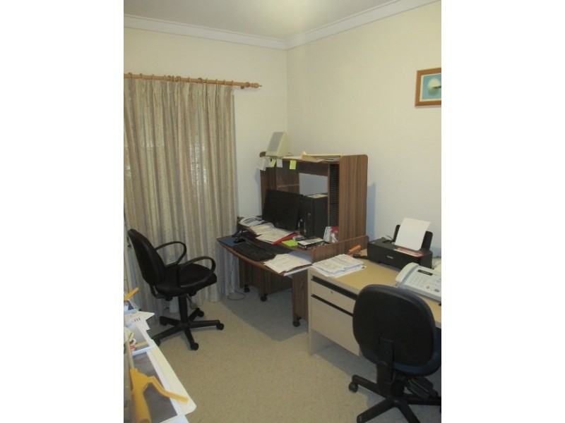 53 Tree Street, Katanning WA 6317