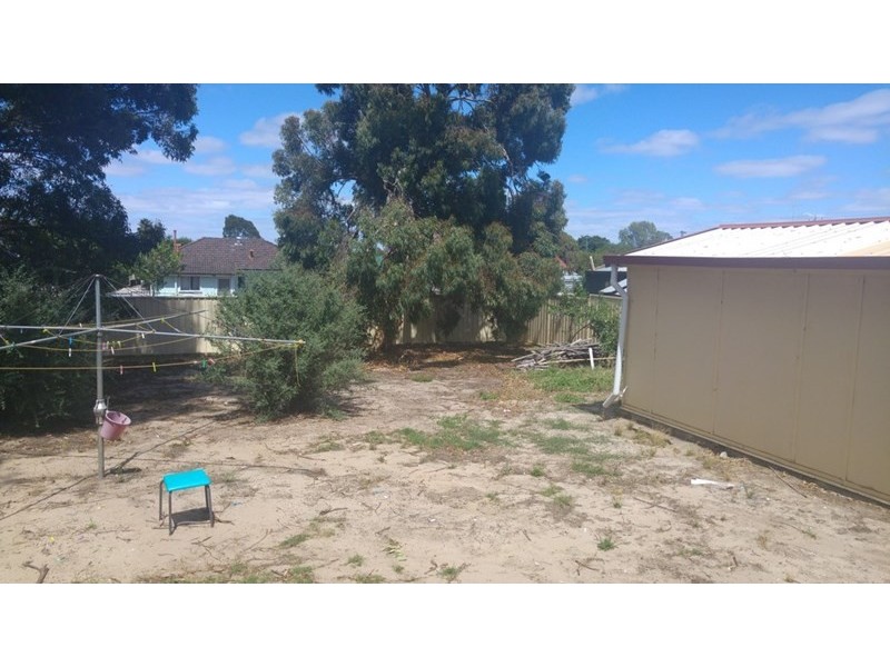 6 Holly Street, Katanning WA 6317