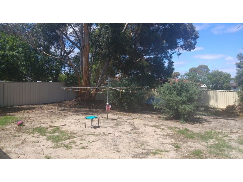 6 Holly Street, Katanning WA 6317