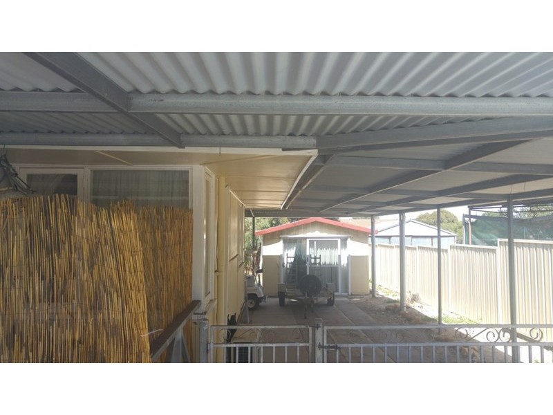 6 Holly Street, Katanning WA 6317