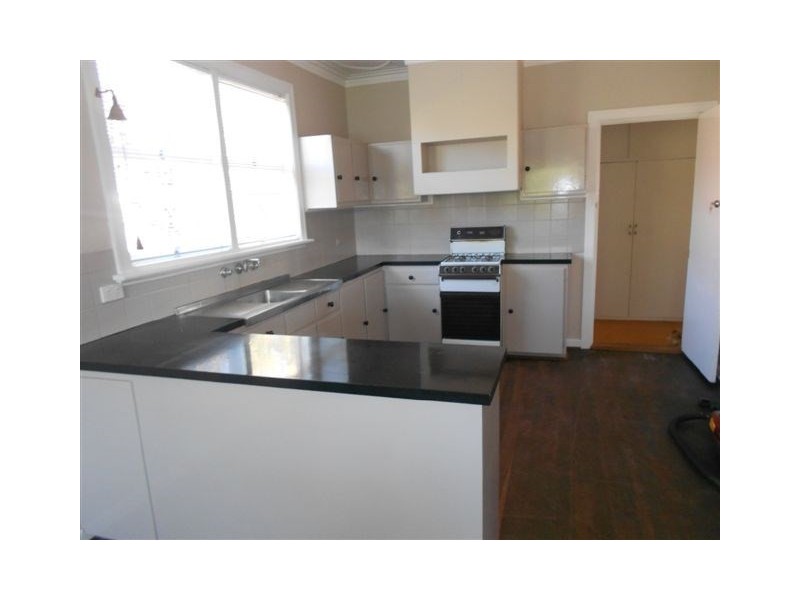 49 Harvey Street, Dumbleyung WA 6350