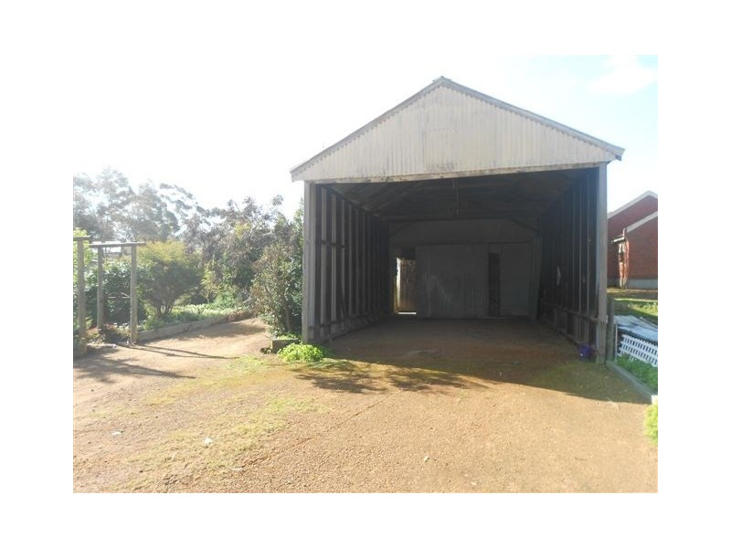 49 Harvey Street, Dumbleyung WA 6350