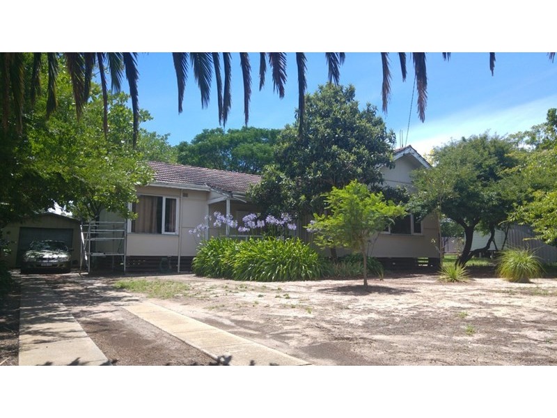 9 Francis Street, Katanning WA 6317