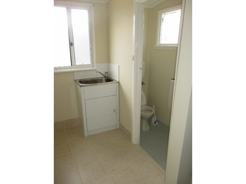 36 Carew Street, Katanning WA 6317