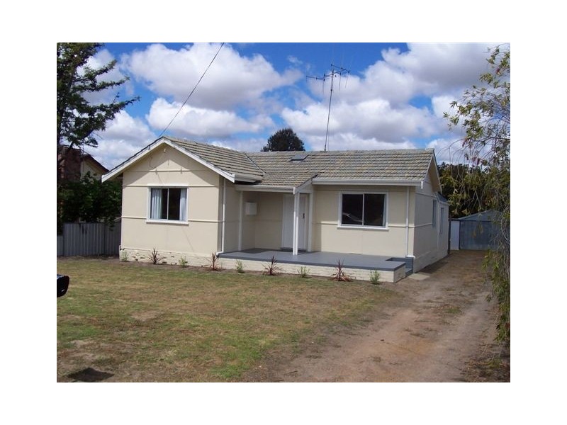 14 Bowden Terrace, Katanning WA 6317