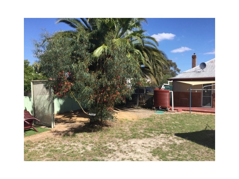 25 Piesse Street, Katanning WA 6317