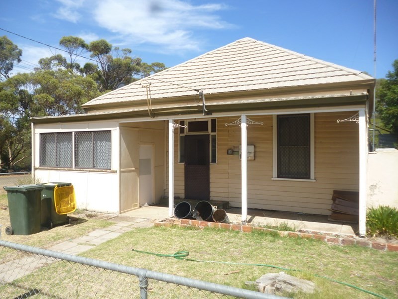 15 Bokarup Street, Katanning WA 6317