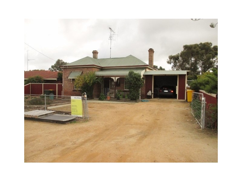 10 Beach Street, Katanning WA 6317