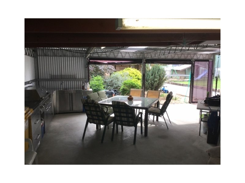 10 Beach Street, Katanning WA 6317