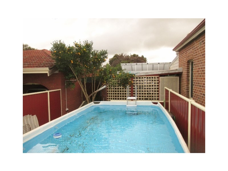 10 Beach Street, Katanning WA 6317