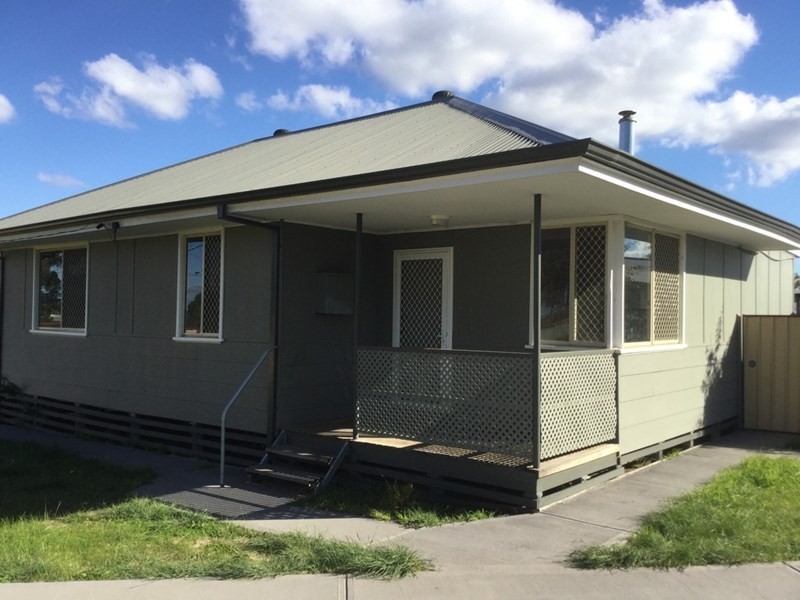 24 Kemble Terrace, Katanning WA 6317