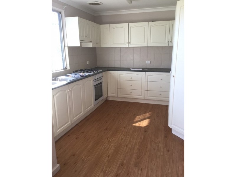 24 Kemble Terrace, Katanning WA 6317