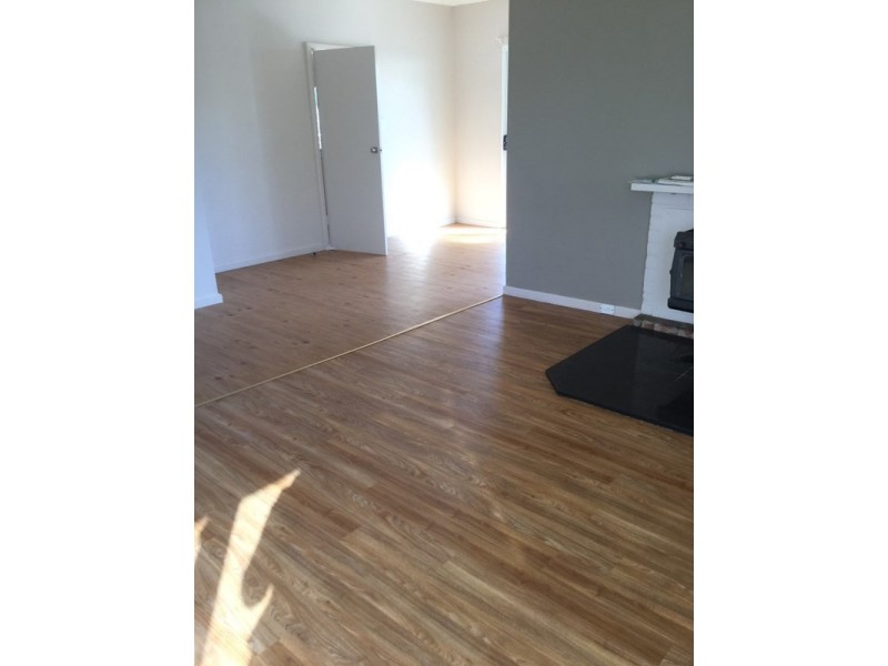 24 Kemble Terrace, Katanning WA 6317