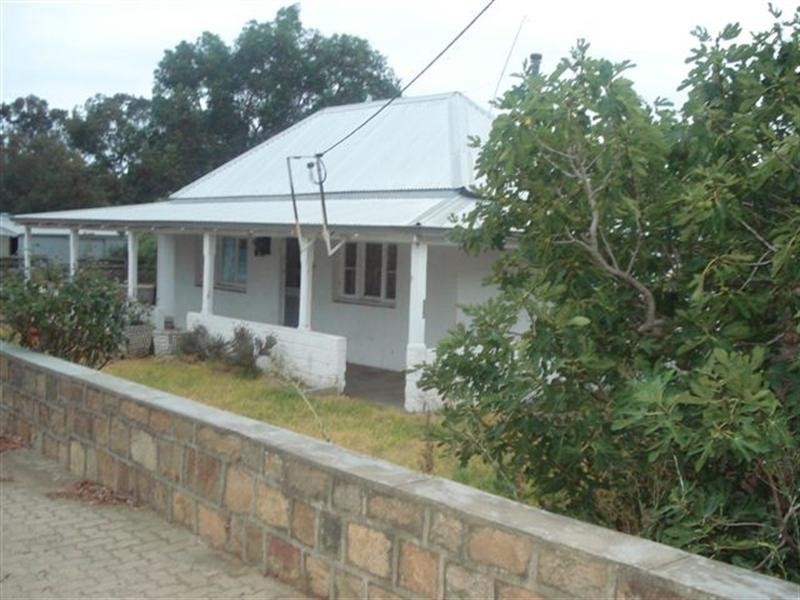 126 Albany Highway, Kojonup WA 6395