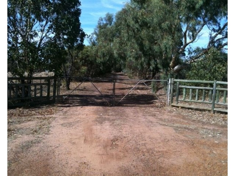 106 Wanke Street, Katanning WA 6317