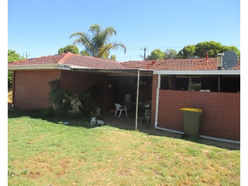 15 Marri Drive, Katanning WA 6317