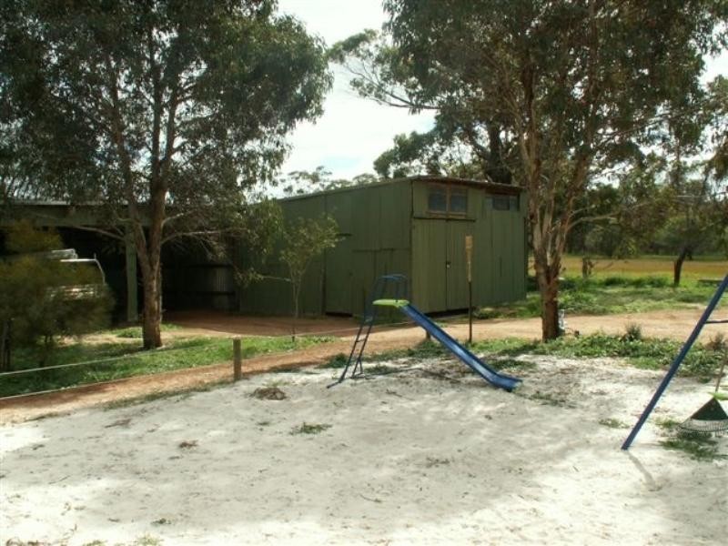 884 Shenton Road, Woodanilling WA 6316