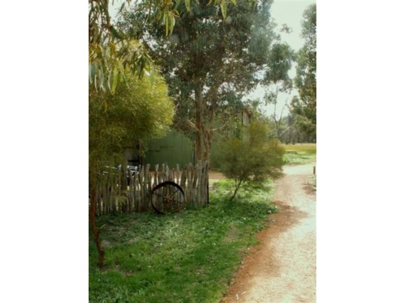 884 Shenton Road, Woodanilling WA 6316