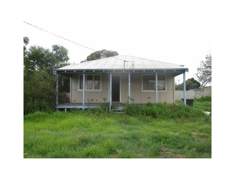 19 Cobham Street, Katanning WA 6317