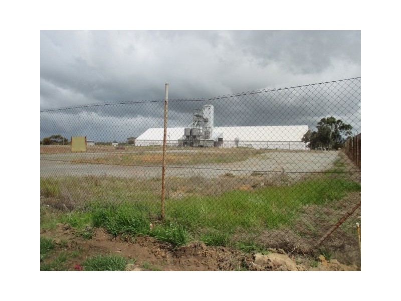 84-86 Dore Street, Katanning WA 6317