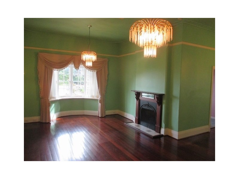 35 Adam Street, Katanning WA 6317