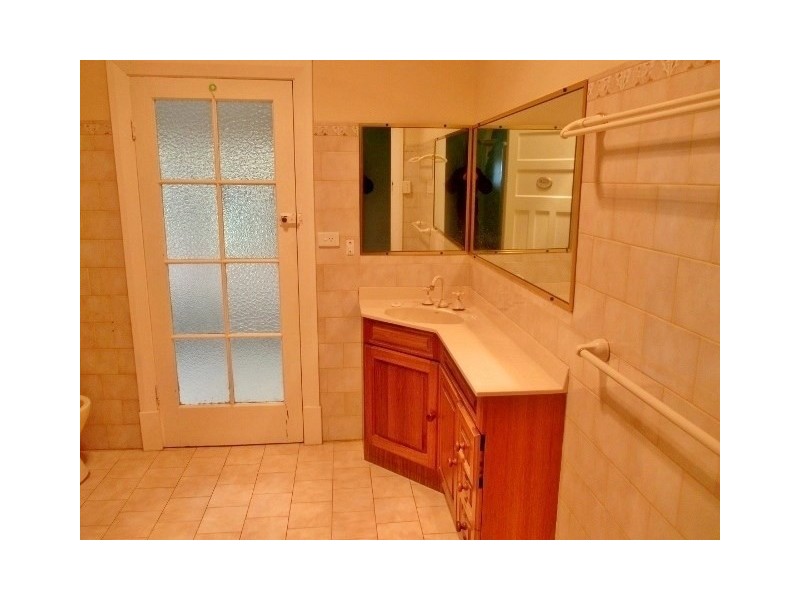 35 Adam Street, Katanning WA 6317